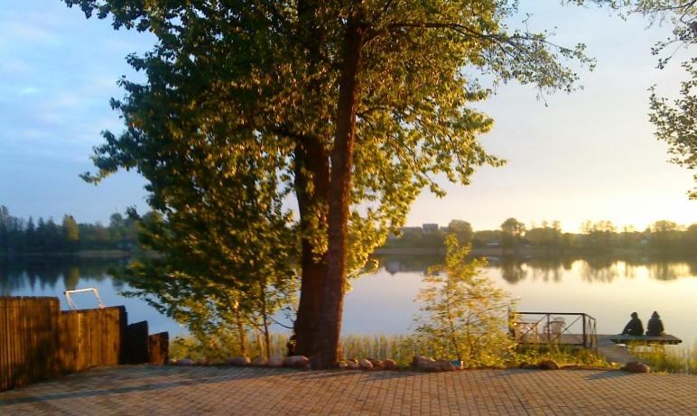 Ezerkiemis Hotel Trakai Kültér fotó